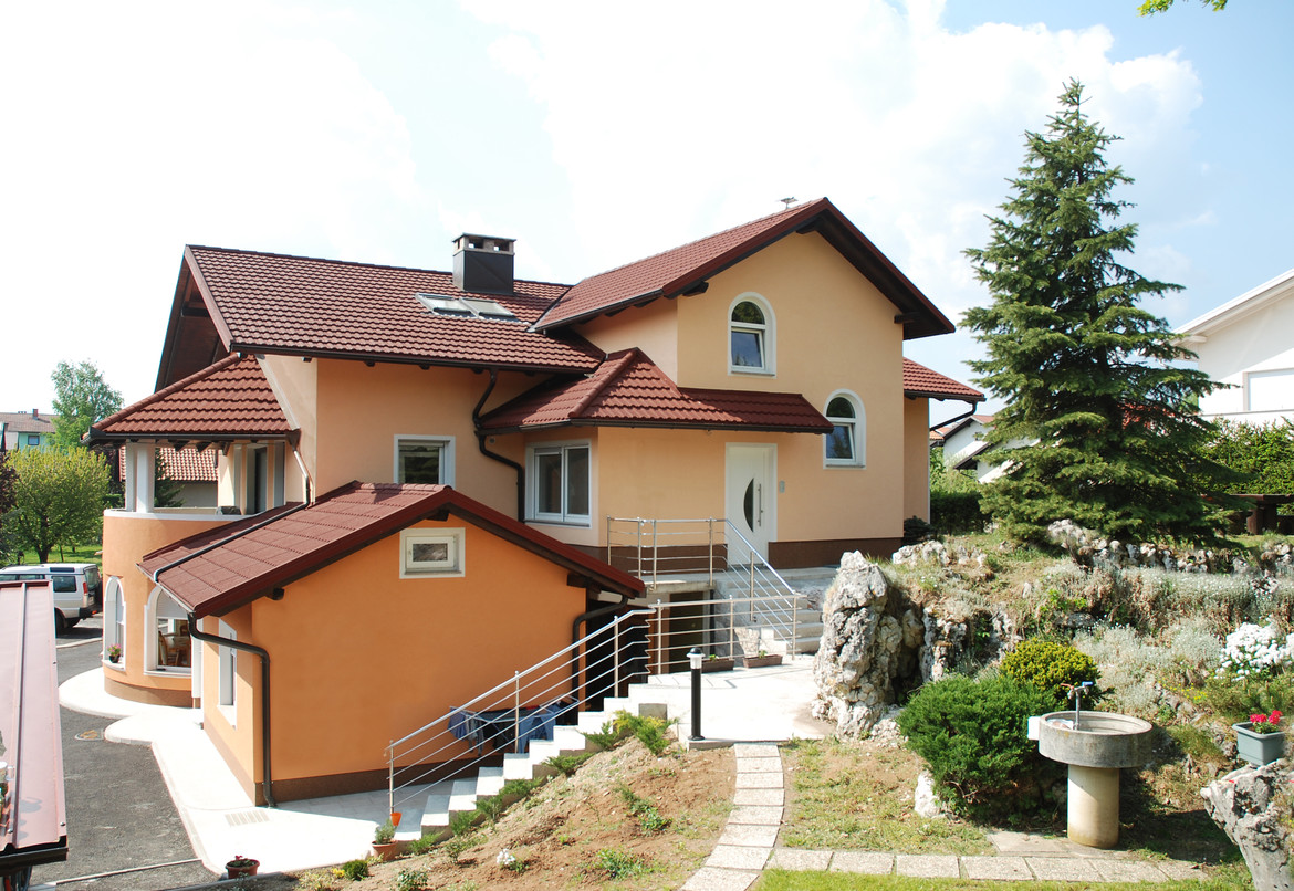 GERARD® Classic Rosso Postojna, Slovenia Postojna, Slovenia